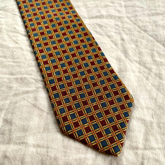 Brook Brothers necktie - Picture 1 of 3
